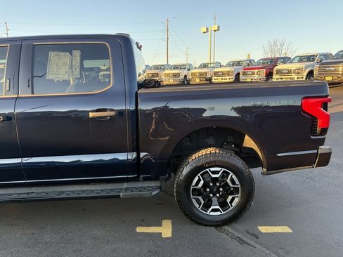 Certified 2022 Ford F150 Lightning XLT image 14