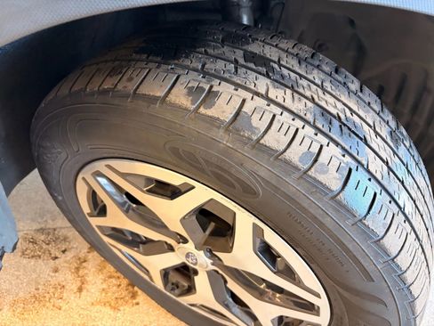 Used 2021 Subaru Forester Premium w/ Popular Package #1 image 43