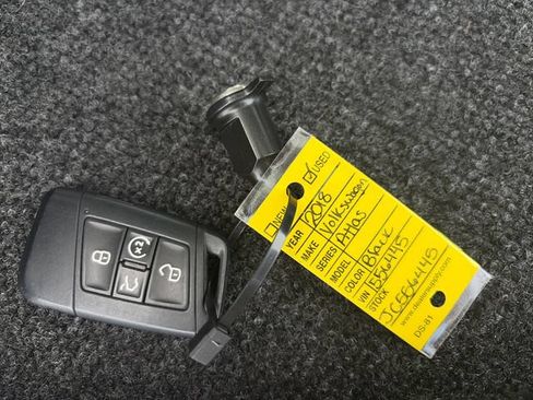Used 2018 Volkswagen Atlas SEL AWD/4WD image 45