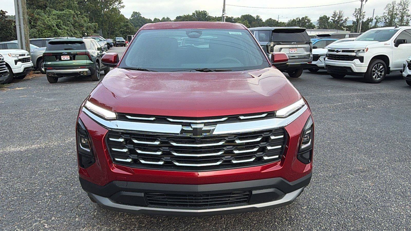 New 2027 Chevrolet Equinox LT w/ Convenience Package II FWD image 2