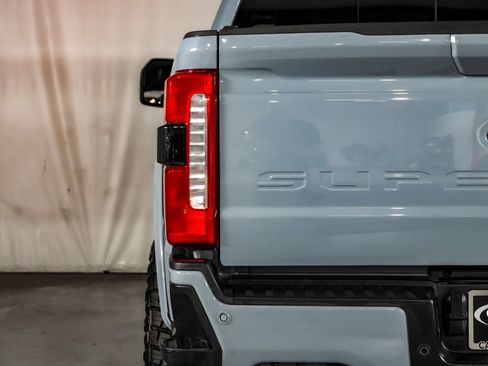 Used 2024 Ford F250 Lariat w/ Sport Appearance Package AWD/4WD image 44