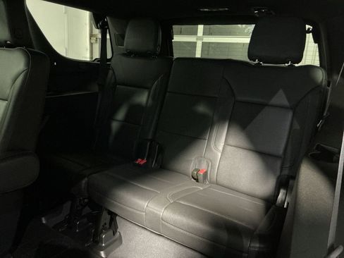 Used 2022 Chevrolet Tahoe LT w/ Luxury Package AWD/4WD image 24