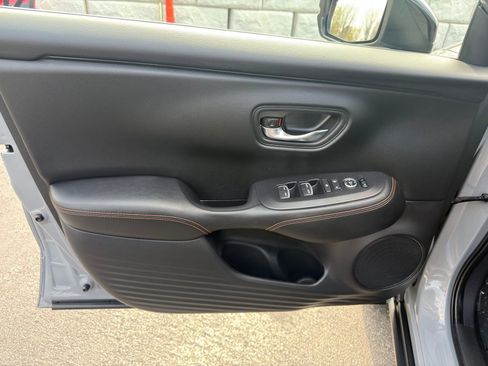 Used 2024 Honda HR-V Sport image 12