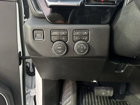 New 2026 Chevrolet Silverado 3500 LT w/ Trail Boss Package image 4