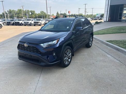 Used 2025 Toyota RAV4 XLE Premium FWD image 11
