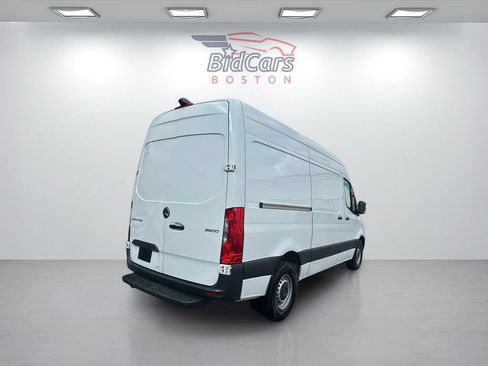 Used 2023 Mercedes-Benz Sprinter 2500 w/ Acoustic Package image 4