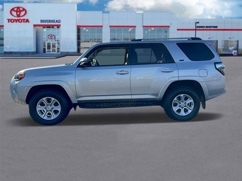 Certified 2022 Toyota 4Runner SR5 Premium image 4