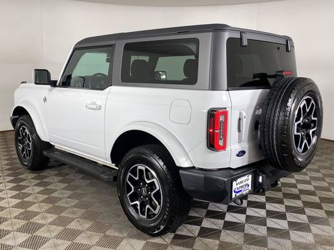 Used 2023 Ford Bronco Outer Banks AWD/4WD image 26