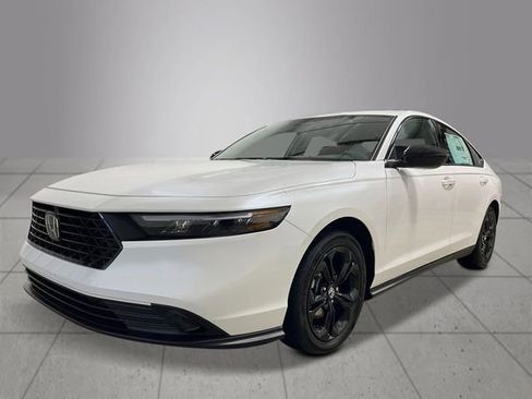 New 2025 Honda Accord SE image 1