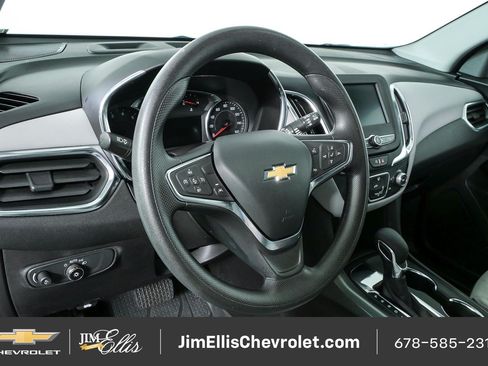 Certified 2024 Chevrolet Equinox LS w/ LS Convenience Package FWD image 4