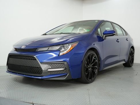 Used 2021 Toyota Corolla SE image 3