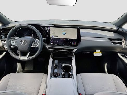 New 2026 Lexus RX 350h AWD/4WD image 17