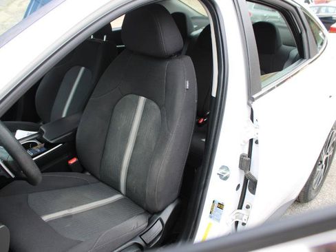 Used 2022 Hyundai Sonata Blue FWD image 12