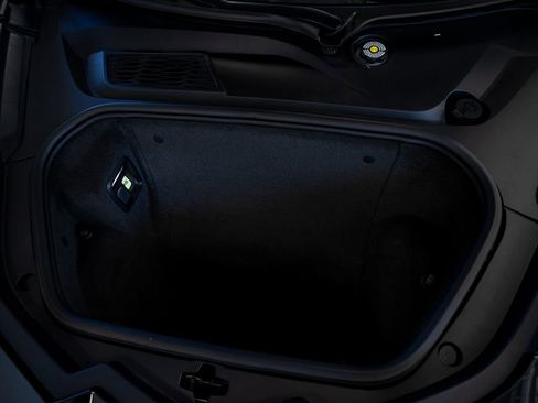 Used 2023 Chevrolet Corvette Stingray Coupe w/ 1LT image 46