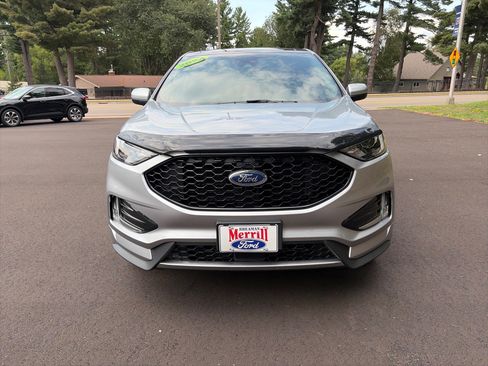 Used 2024 Ford Edge ST-Line w/ Class II Trailer Tow Package AWD/4WD image 2