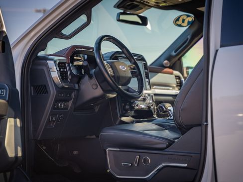 Certified 2022 Ford F150 Lariat w/ Equipment Group 502A High image 20