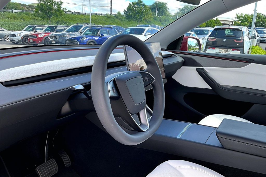 Used 2026 Tesla Model Y Long Range AWD/4WD image 13