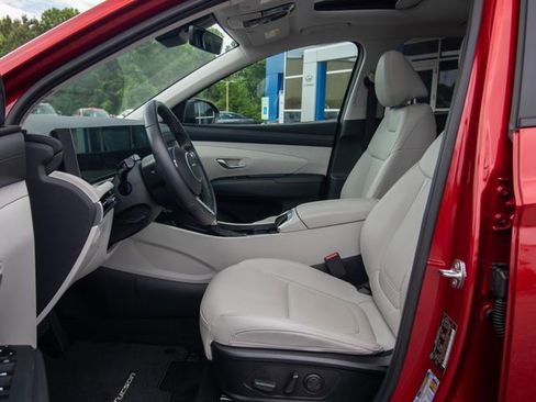 Used 2025 Hyundai Tucson SEL AWD/4WD image 7