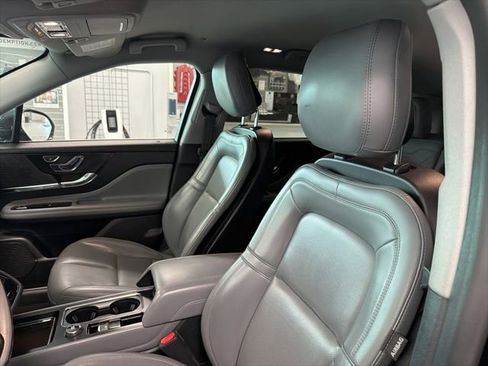 Used 2020 Lincoln Corsair AWD w/ Equipment Group 101A image 13