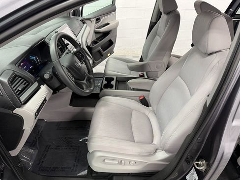 Used 2019 Honda Odyssey EX image 10