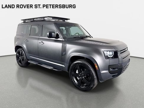 Used 2024 Land Rover Defender 110 S AWD/4WD image 3