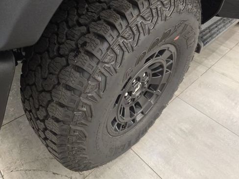 New 2026 Ford Bronco Outer Banks w/ Sasquatch Package AWD/4WD image 42