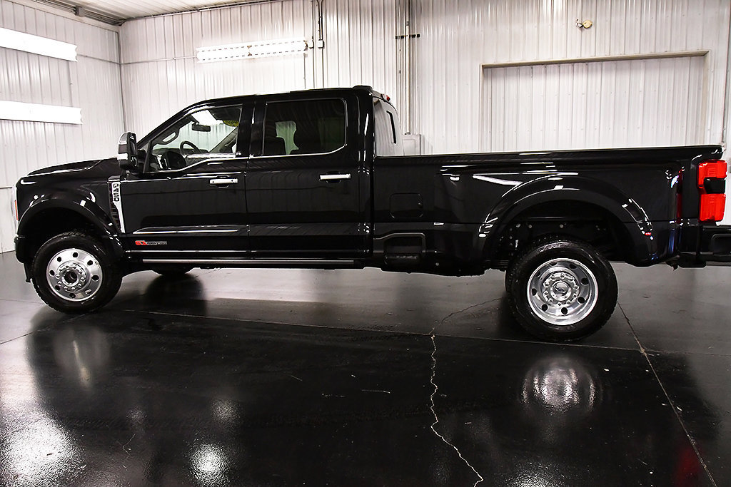 Used 2026 Ford F450 Platinum w/ Platinum Plus Package AWD/4WD image 4