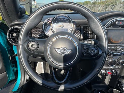 Used 2017 MINI Cooper S image 21