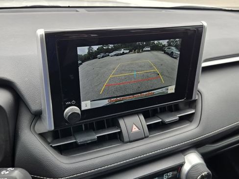 Used 2024 Toyota RAV4 XLE AWD/4WD image 19