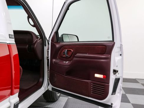 Used 1997 GMC Sierra 1500 2WD Regular Cab w/ Marketing Option Pkg 3 image 15