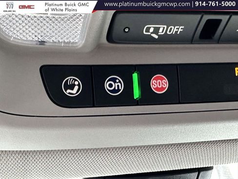 Used 2023 GMC Acadia SLE image 35