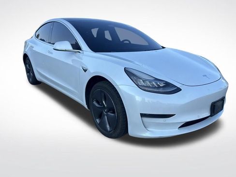 Used 2019 Tesla Model 3 Mid Range RWD image 5