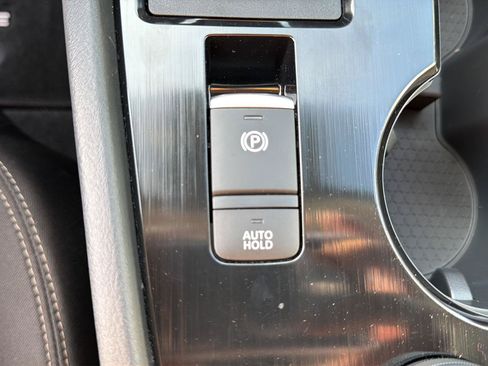 Used 2026 Nissan Rogue SV AWD/4WD image 30