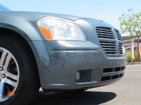 Used 2005 Dodge Magnum R/T w/ Convenience Group II RWD image 39