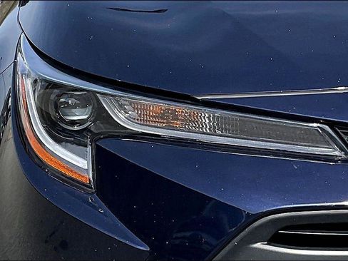 Used 2024 Toyota Corolla LE image 29