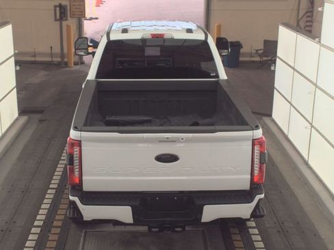 Used 2025 Ford F250 Lariat w/ Black Appearance Package AWD/4WD image 20
