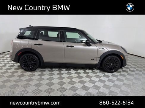 Certified 2024 MINI Cooper Clubman S image 8