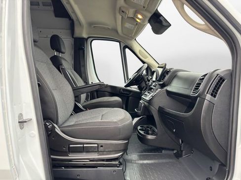 Used 2024 RAM ProMaster 3500 w/ Premium Convenience Group image 15