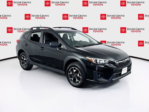 Used 2020 Subaru Crosstrek 2.0i image 3