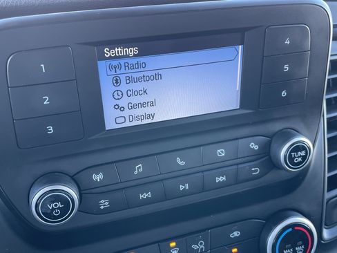 Used 2020 Ford Transit 250 Medium Roof w/ Load Area Protection Package image 32