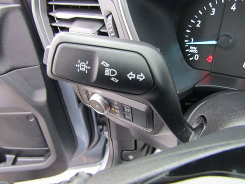 Used 2022 Ford Escape SEL image 18