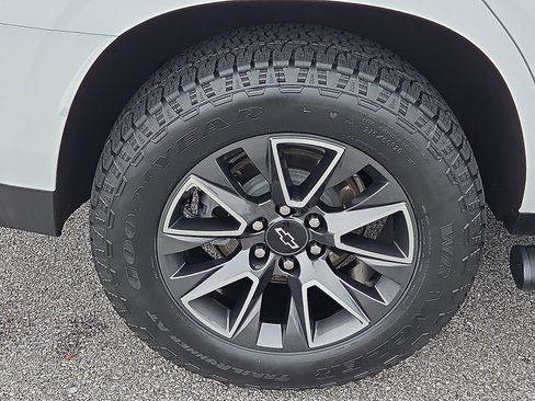Used 2021 Chevrolet Tahoe Z71 AWD/4WD image 7