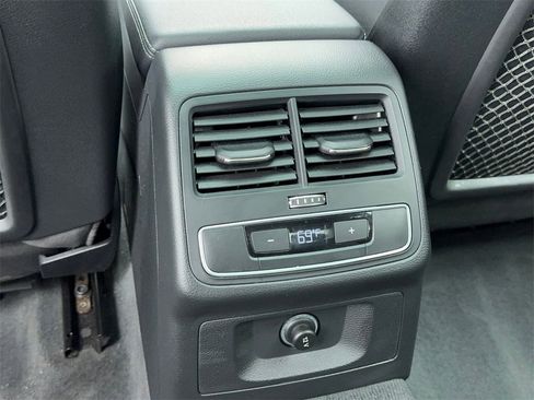 Used 2023 Audi A4 2.0T Premium w/ Convenience Package image 42