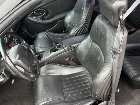 Used 2000 Pontiac Firebird Formula w/ Security Pkg image 10