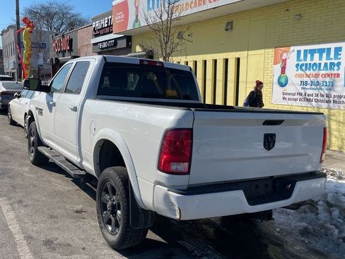 Used 2018 RAM 2500 Big Horn w/ Sport Appearance Group image 5