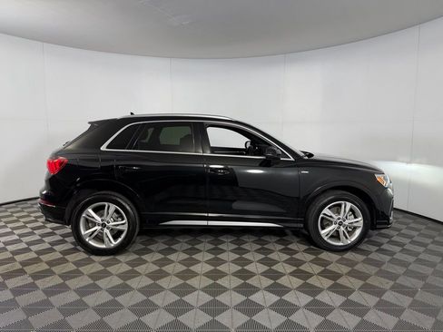 Used 2023 Audi Q3 2.0T Premium image 5