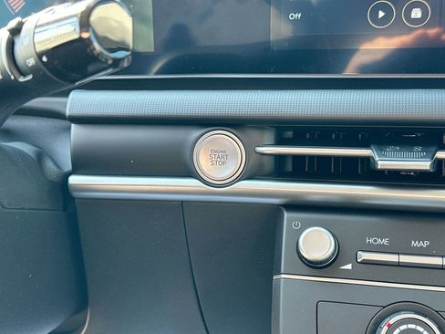 New 2026 Hyundai Tucson SE image 26