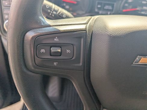 Used 2019 Chevrolet Silverado 1500 Custom w/ Custom Convenience Package AWD/4WD image 21