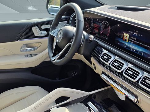 New 2026 Mercedes-Benz GLE 450 4MATIC Coupe image 4