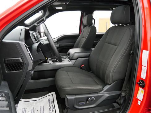 Used 2016 Ford F150 XLT w/ Equipment Group 302A Luxury AWD/4WD image 11
